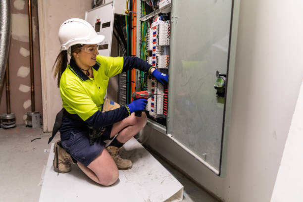 Best Home Electrical Repair  in Oak Creek, WI